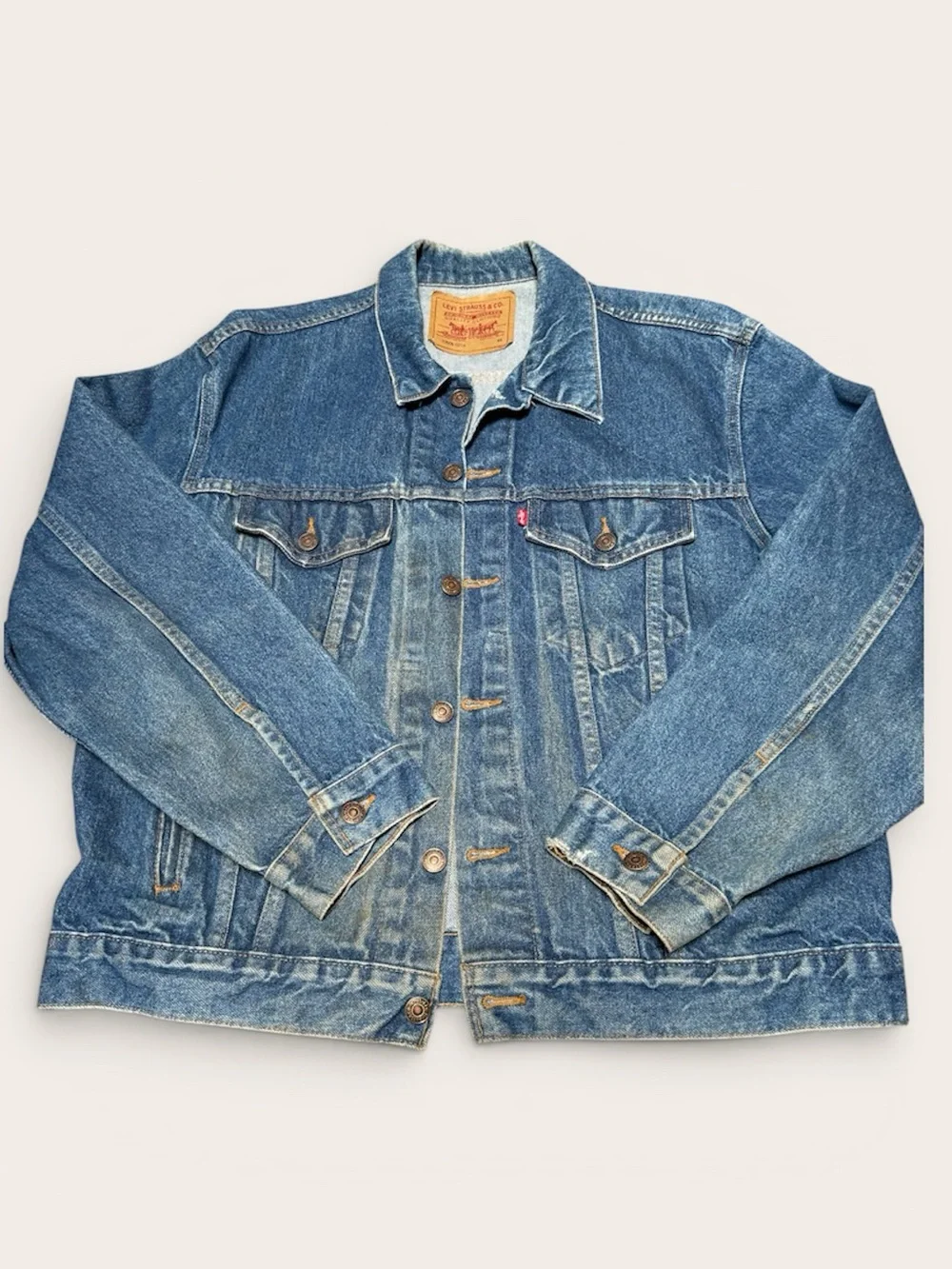 Vintage Levi’s Made in USA Denim Trucker Jacket Americana Workwear Size 44
